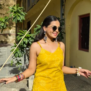 Phoolwari - V neck Strap Kurti